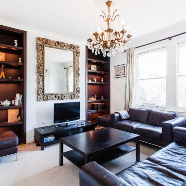 3 Bedroom Spacious And Bright Appartement *