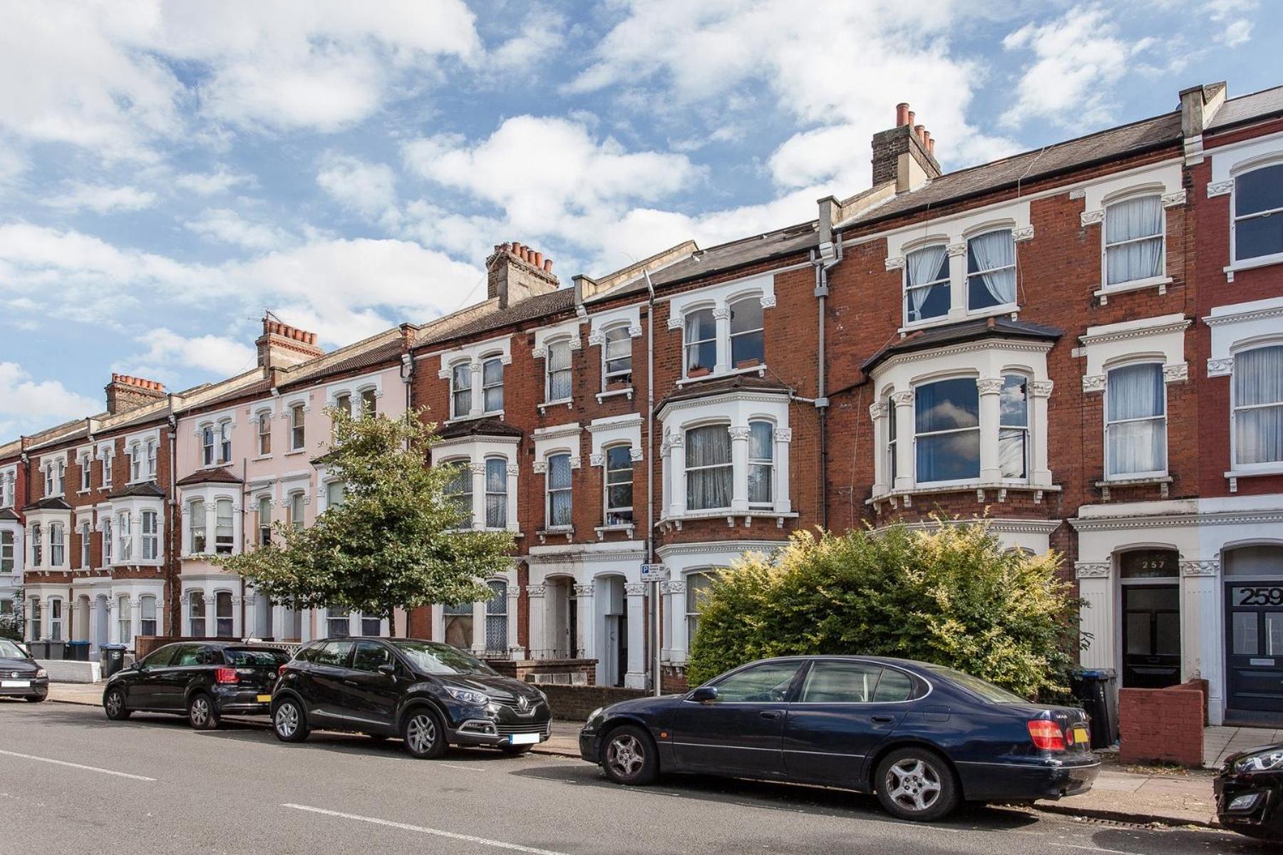 3 Bedroom Spacious And Bright Appartement Londres